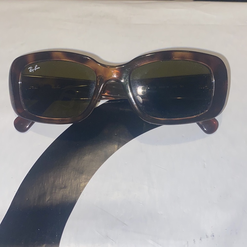 RayBans square 90’s style